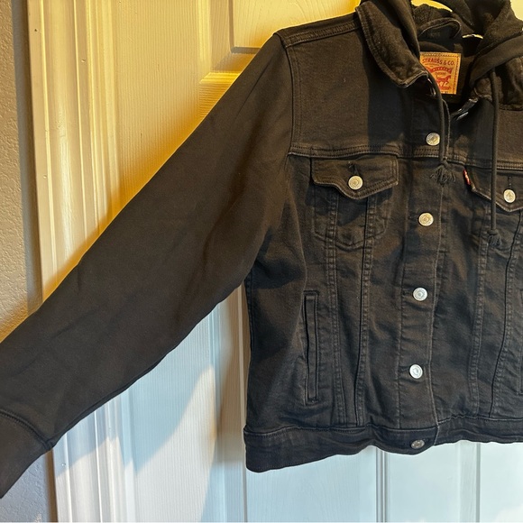 Levi’s: black jean sweater jacket - Picture 3 of 7